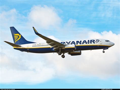 Ryanair Boeing Ng Max Ei Dhp Photo Airfleets Aviation