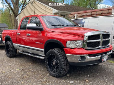 2004 Dodge Ram 1500 Wheel Offset Aggressive > 1" Outside Fender ...