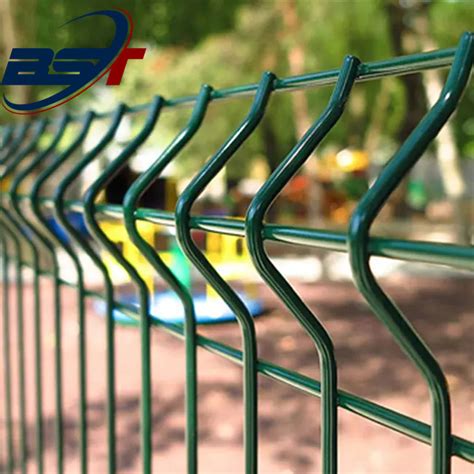 Triangle Bend Garden Fence Panels 3d Curved Welded Wire Mesh Fencing China Welded Wire Fence