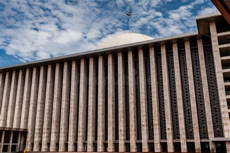 Masjid Istiqlal, Jakarta, Indonesia Stock Photo - Image of blue, city ...