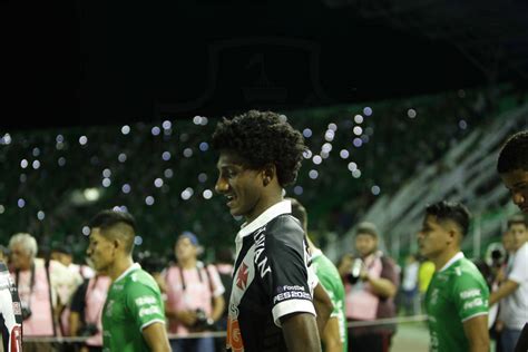 Talles Magno Deve Ser Solu O Para Finan As Do Vasco Em Gazeta