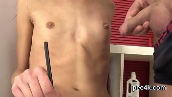 Sex Kitten Gets Her Soft Quim Complete Of Warm Piss And Splashes