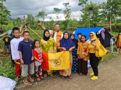 DPD Ormas MKGR JaBar Bantu Korban Gempa Cianjur