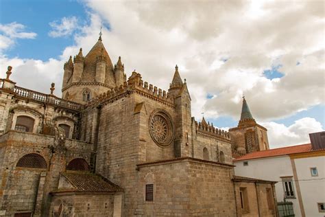 Why You Should Visit Evora, Portugal - LifePart2andBeyond.com