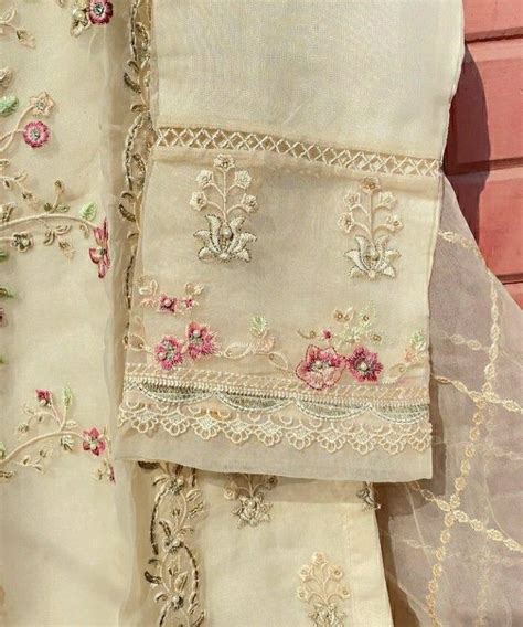 Pin By Nisha Mittal On Fashion Hand Embroidery Design Patterns