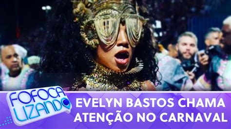 Evelyn Bastos Comemora Dez Anos Como Rainha Da Bateria Da Mangueira