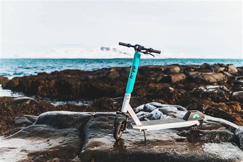 conducir tu patinete eléctrico bajo la lluvia Archivos Monociclos