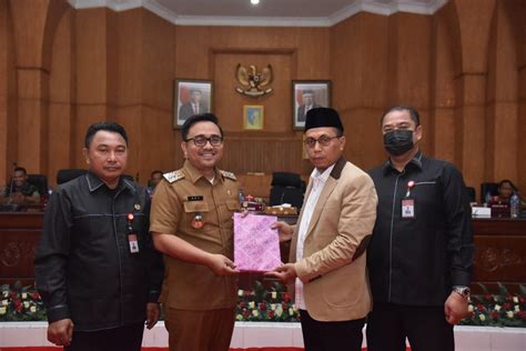 Ladang Berita Sidang Paripurna Dprd Pemkab Batu Bara Serahkan Nota