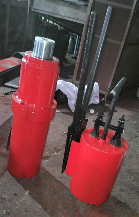 Mild Steel Hydraulic Cylinder And Pump at ₹ 55000 in Ludhiana | ID ...