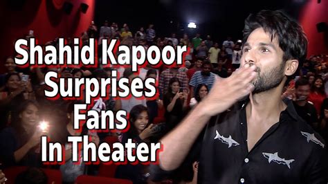 Kabir Singh Shahid Kapoor Surprises Fans In Theater Seeks Their