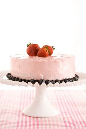 Paula Deen Simply Delicious Strawberry Cake Recipe Serves 15