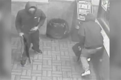 Watch Suspects Fire Shotgun At Atm In Failed Robbery Attempt Phillyvoice