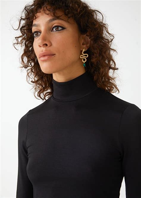 The 12 Best Turtlenecks For Women And How To Style Them Who What Wear