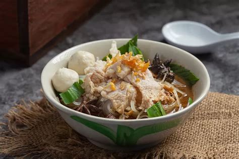 Warung Bakso Tetelan Di Surabaya Ini Paling Gurih Dan Enak Awas