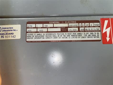 400 Amps General Electric CCB Distribution Panel 208 VAC 3 Phase