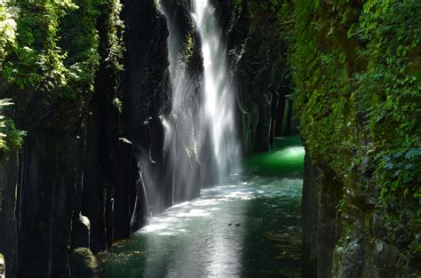 この夏はどこへ行こう？一度、訪れてみたい日本の絶景・観光スポット6選 キナリノ