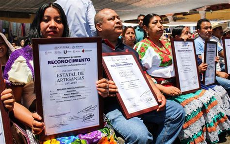 Mujeres Predominan En Concursos Del Tianguis Artesanal De Uruapan El