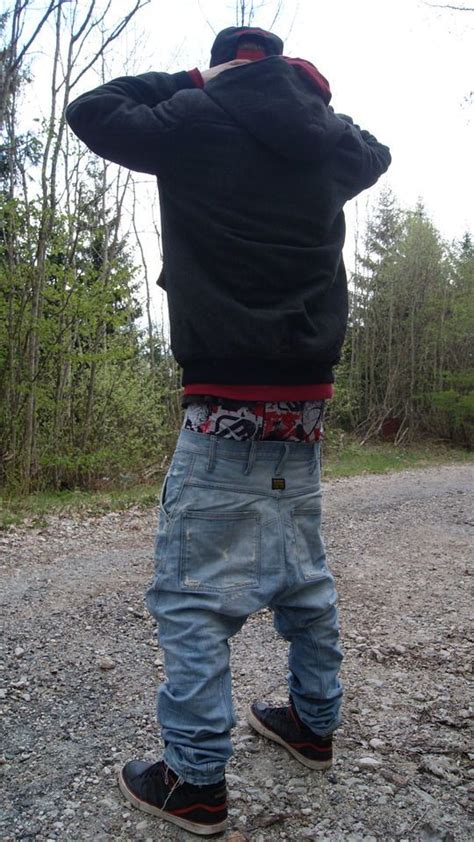 Pin By Sagger4lyfe On Saggers Sagging Pants Saggin Pants Baggy Jeans