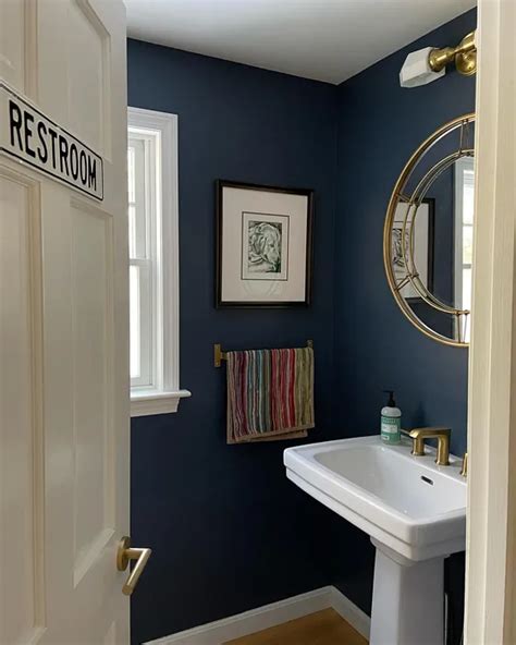 Benjamin Moore Newburyport Blue Hc 155 Paint Color