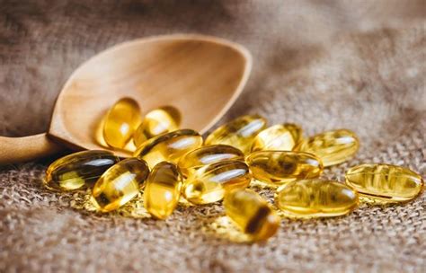 Vitamin E Capsule For Skin Benefits And How To Use On Face