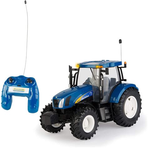 Britains 42601 Radio Controlled New Holland Tractor