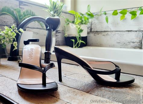 Juicywheels Nude OnlyFans Leaks Fappening Page FappeningBook