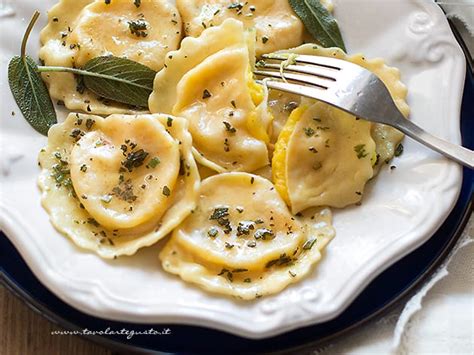 Tortelli Di Patate Ricetta Originale E Varianti Dei Ravioli Di Patate