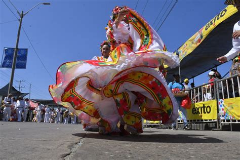 Carnaval De Barranquilla 2023 Disfraces Y Comparsas De La Gran Parada De Tradición