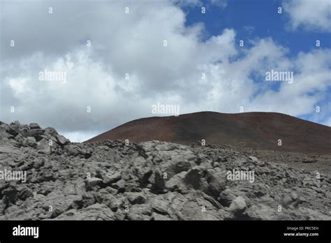 Mauna kea hawaii snow hi-res stock photography and images - Alamy