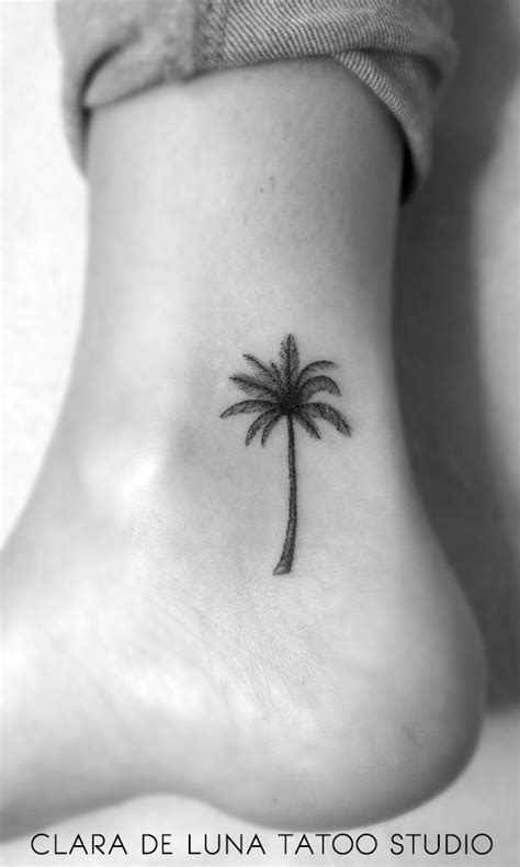 Palmera Tattoo Palm Tattoos Picture Tattoos Palm Tree Tattoo