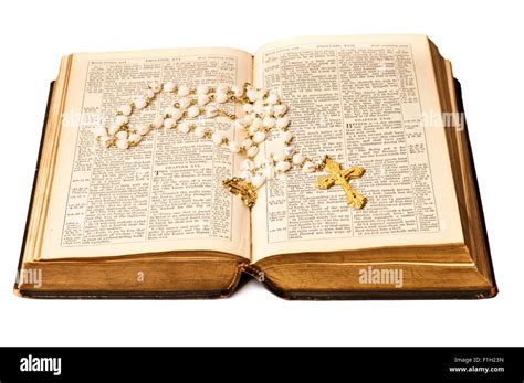 Rosary On Holy Bible Hi Res Stock Photography And Images Alamy