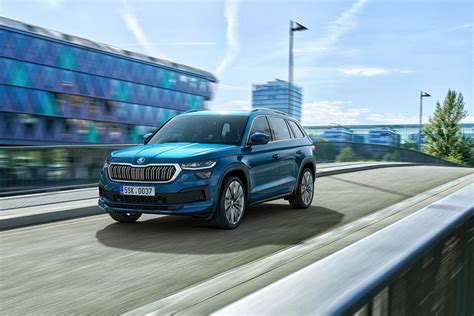 Makyajl Skoda Kodiaq Yeni Y Z Yle T Rkiye Yollar Nda Carviser