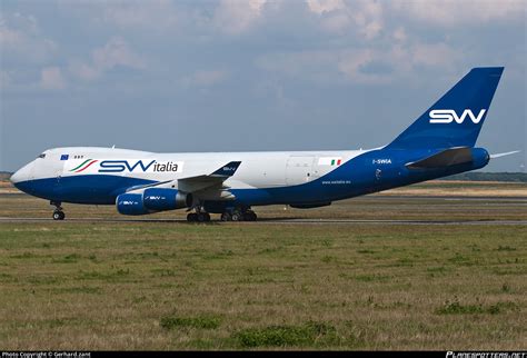 I SWIA SW Italia Boeing 747 4R7F Photo By Gerhard Zant ID 643673