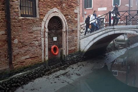 Acqua Bassa Eccezionale A Venezia Raggiunto Un Nuovo Minimo