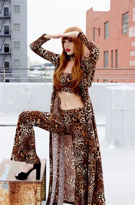 Sugarpuss Country Pop Star Robe Plush Velvet Leopard Hooded Duster