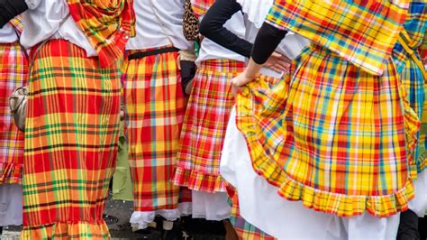 Tenue Traditionnelle Guadeloupe D Couvrez Les Madras