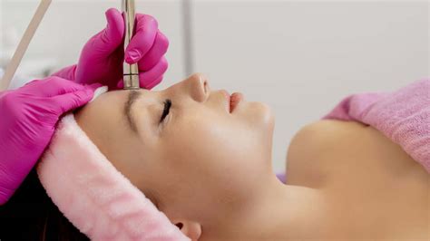 Microdermabrasion Tips And Tricks For Poreless Skin Skin Deep Med Spa