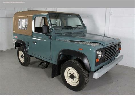 Land Rover Defender Motorcar Studio