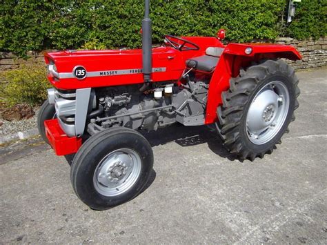 1970 Massey Ferguson 135 Tractors Antique Tractors Tractor Photos