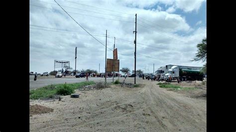 Piura Polic As Y Manifestantes Se Enfrentan Durante Paro En Talara