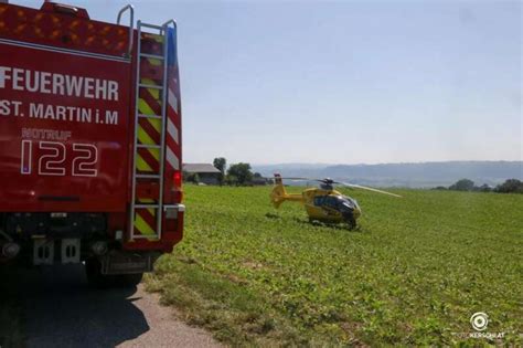 F Nf Verletzte Bei Unfall Auf Kreuzung In St Martin Im M Hlkreis