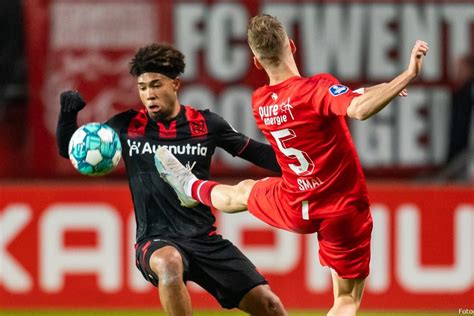 Van Ewijk Kijkt Uit Naar Fc Twente Dat Wordt Wel Een Clash