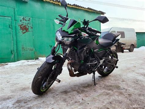Купить б у Kawasaki Z 650 инжектор 6 передач в Москве зелёный naked bike 2021 года на Авто ру