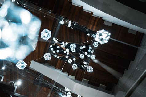How to Buy a VVS Diamond | The Rich Times