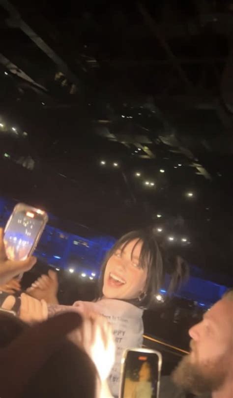 Billie Eilish Tours On Twitter HTEDublin Billie Performing At The