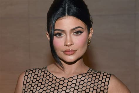 Kylie Jenner Buys Million Estate In Holmby Hills