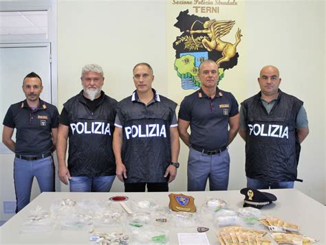 Spaccio Internazionale Droga Arresti In A Sequestro Coca E Soldi