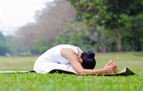 Posturas De Yoga Efectivas Para Aliviar La Ansiedad Yoga