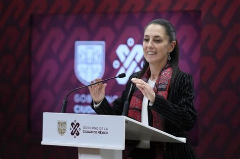 López Obrador acusa al INE de censurar a Claudia Sheinbaum