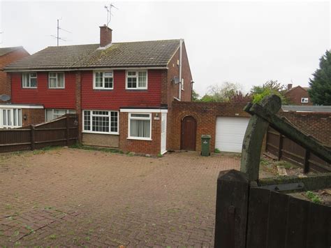 3 Bed Semi Detached House For Sale In Shenley Road Bletchley Milton